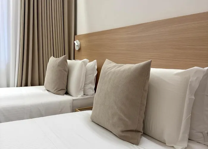 May Home Guest House ゲストハウス ローマ